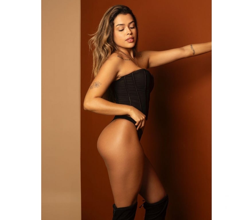 Escorts East London Gants Hill Station - East London - Photos for KHLOE, BEST BJ QUEEN 👅 NO RUSH PARTY GIRL