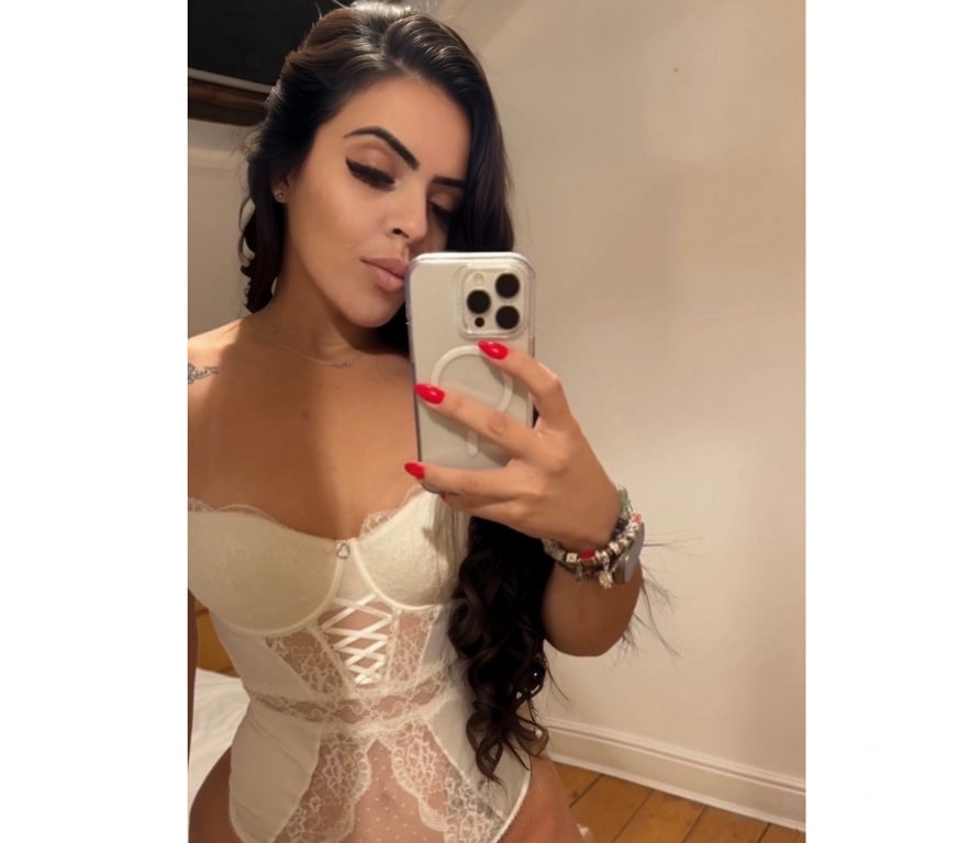 Escorts Cardiff Cardiff City Centre - Cardiff - Photos for 🇧🇷LAURA 🔥 THE BBL PARTY GIRL 🍭
