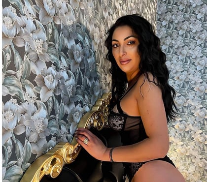 Escort Dartford Town Centre Dartford - Photos for Hot and sweet brunette New 🆕