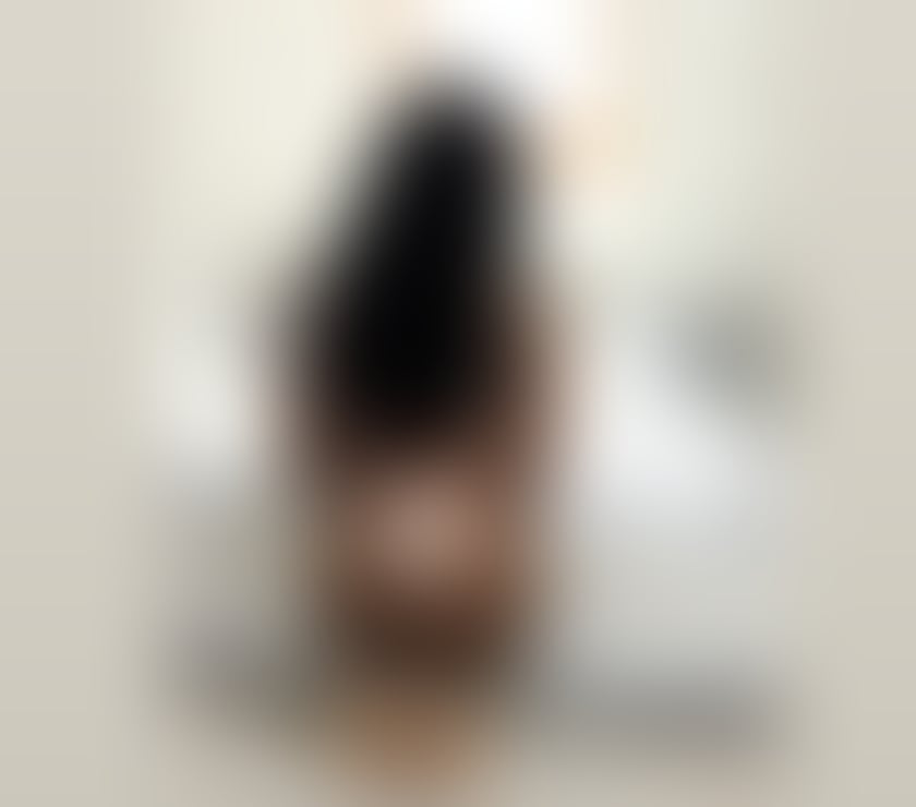 Escorts York York City Centre - York - Photos for massage therapist avail weekends ( outcalls only)
