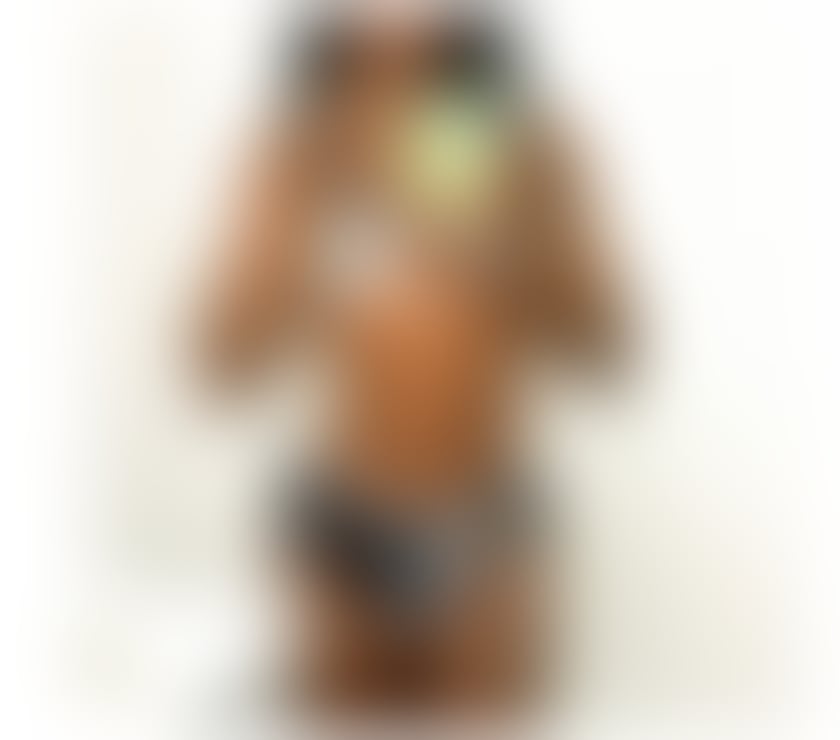 Escorts York York City Centre - York - Photos for massage therapist ( outcalls only)york & surround area