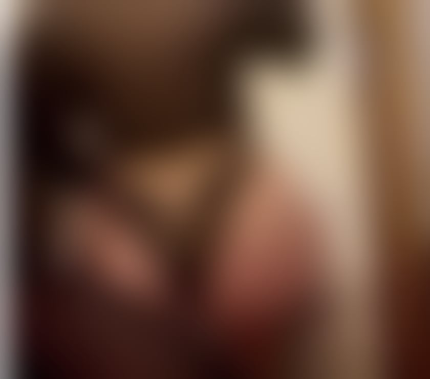 Escorts West Yorkshire Bradford - Photos for Naughty English Sapphire