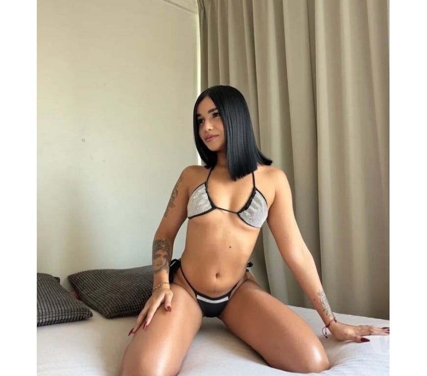 Escorts South East London Woolwich - South East London - Photos for Latina 💯Girl Juliana 🔥