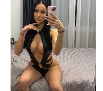 Escort Woking Town Centre Woking - Photos for New girl❤️video confirmation