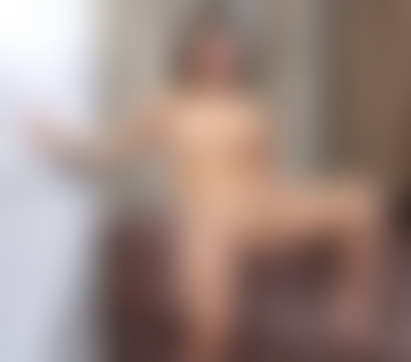 Escorts Slough Slough Town Centre - Slough - Photos for Sarra🍒Big Tits🍑Curvy❤️Gf Experience😈Party Girl