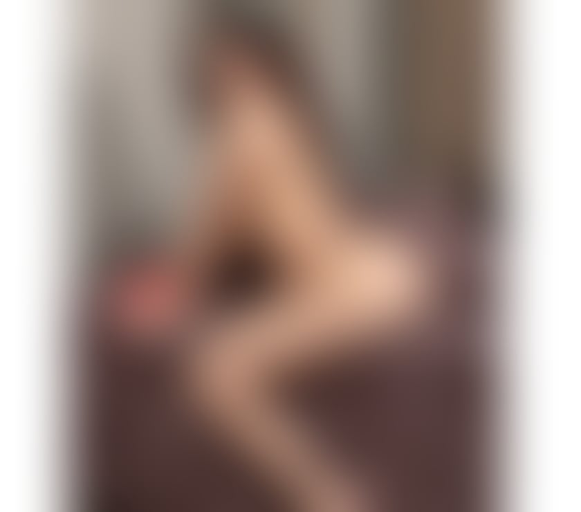 Escorts Slough Slough Town Centre - Slough - Photos for Sarra🍒Big Tits🍑Curvy❤️Gf Experience😈Party Girl