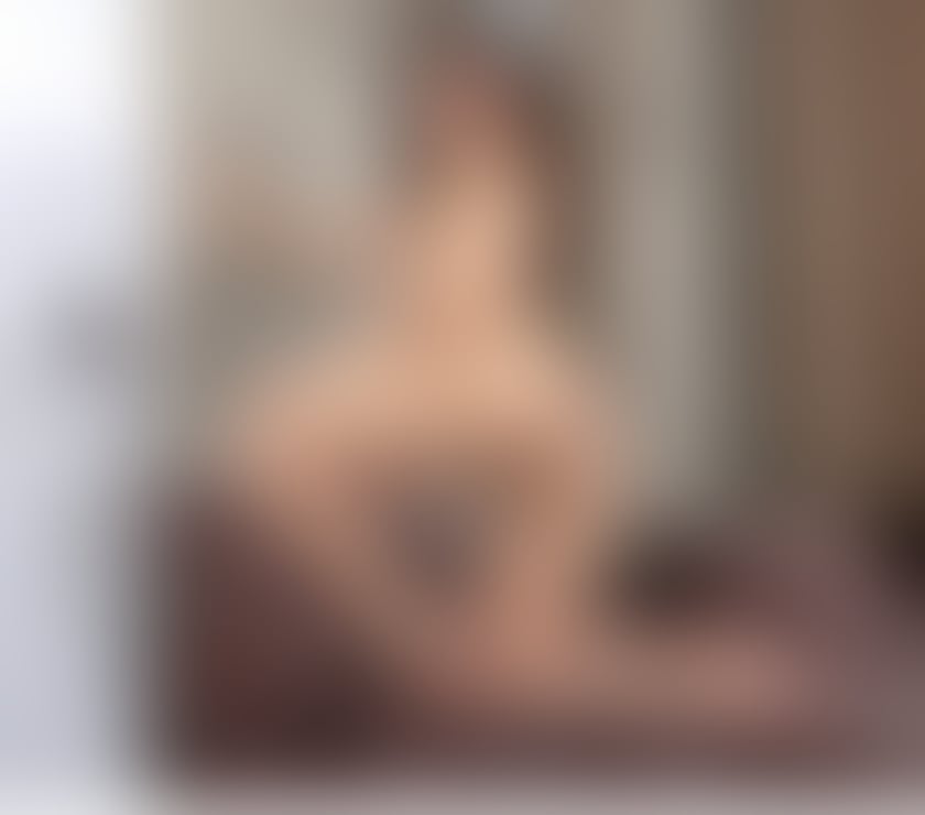Escorts Slough Slough Town Centre - Slough - Photos for Sarra🍒Big Tits🍑Curvy❤️Gf Experience😈Party Girl