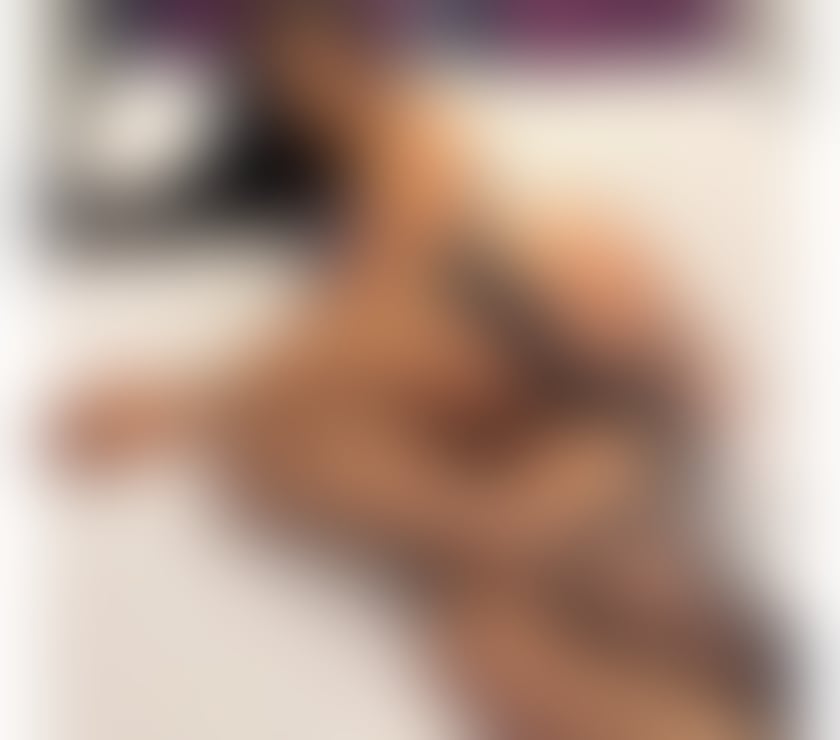 Escorts Surrey Woking - Photos for NEW PAMELA PARTY CALLME