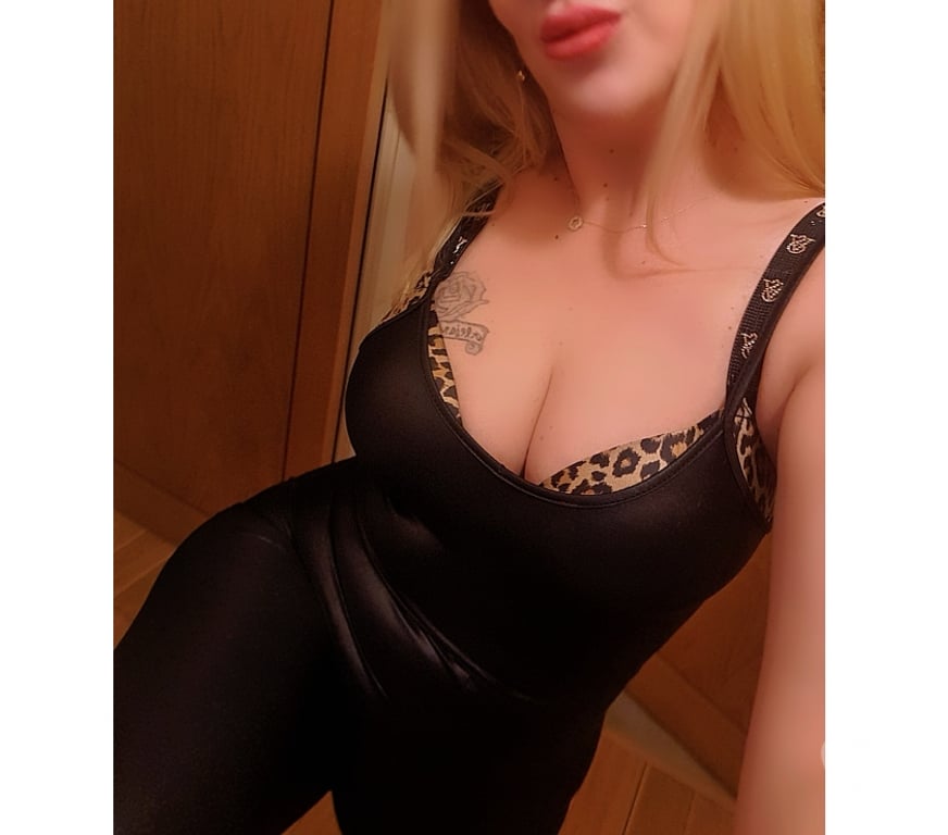 Escorts South Yorkshire Sheffield - Photos for Real ⛔️😉Laura 🎉party 🥳💦 Best B♥️J ever