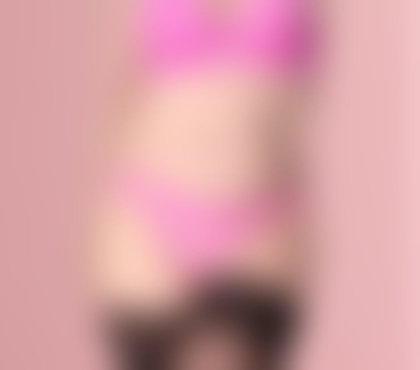 Escorts Reading Shinfield - Reading - Photos for Magical Massage with Super Sexy Mature Masseuse