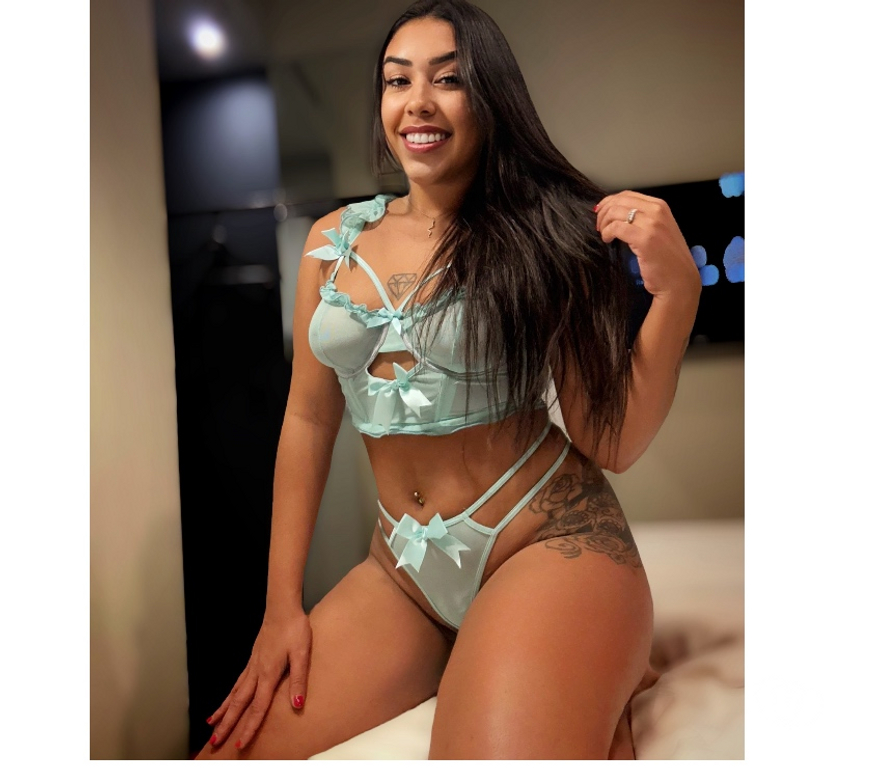 Escorts East London Canary Wharf - East London - Photos for 🇧🇷⚜️ Bruna Lemos Brazilian Party 🥳 WhatsApp pls