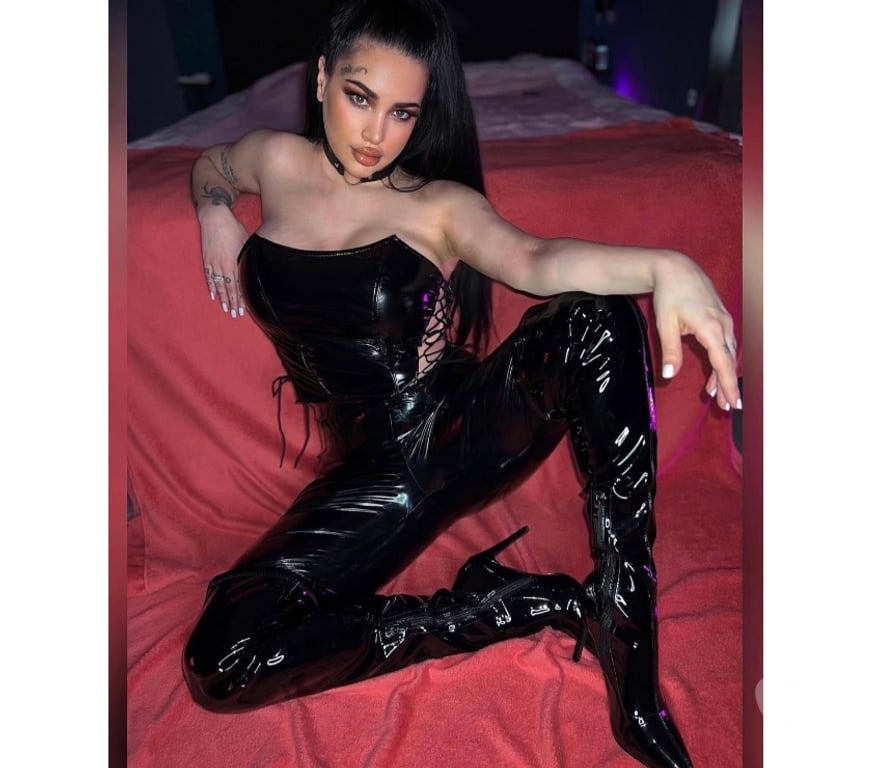 Escorts North Lanarkshire Motherwell - North Lanarkshire - Photos for 🎀ONLY OUTCALL🎀BEST SERVICE & MASSAGE🔥🔝PARTY