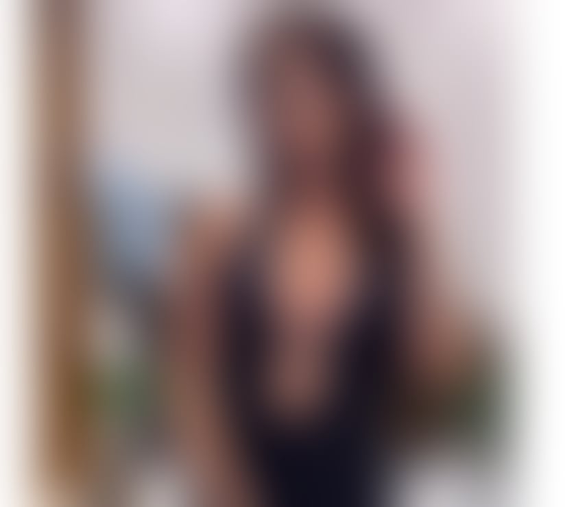 Escorts East London London City Airport - DLR Station - East London - Photos for Bella 🦋 Brazilian 🇧🇷 VERY HOT 🔥PARTY GIRL