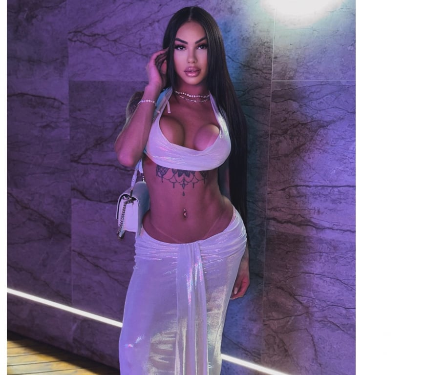 Trans Escorts North London Enfield - Photos for ✨sexy braziliann t-girl✨ partyg🟢LdBy