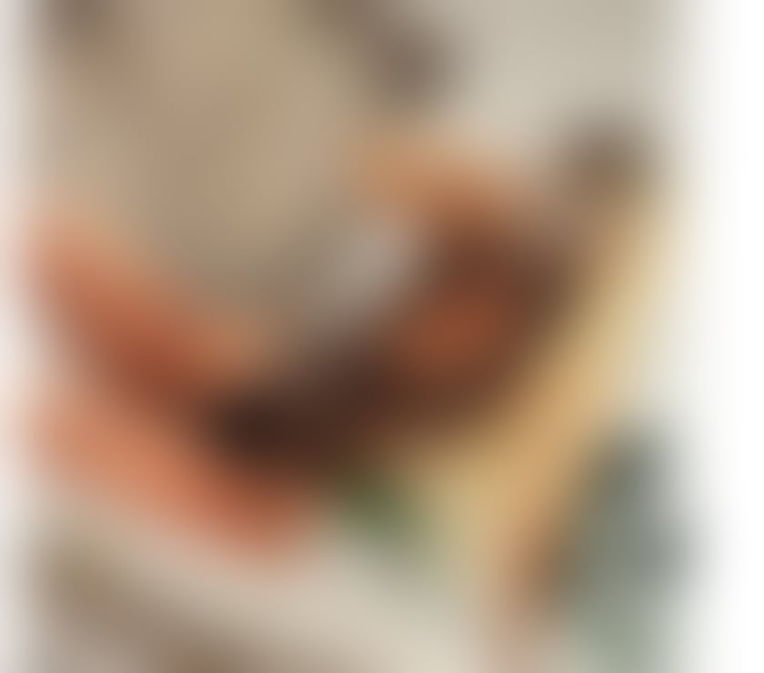 Escorts Surrey Elmbridge - Photos for Pietra Magic in your hands