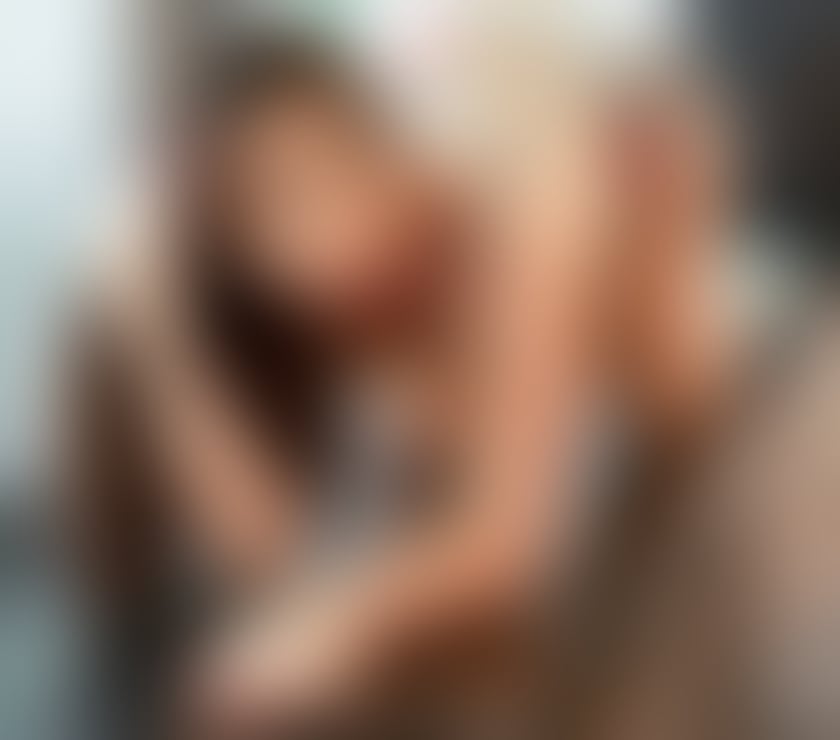 Escorts East Molesey Elmbridge - Photos for Luna 🫦 Magic in your hands