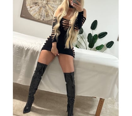Escorts East Molesey Elmbridge - Photos for Pietra🫦 Magic in your hands