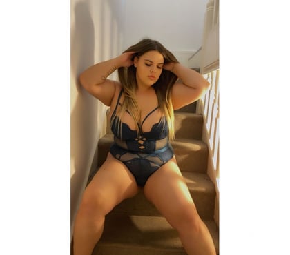 Escorts and Massages Aldgate East East London - Photos for Hello guy’s here is CARLA sexy and sweet😈