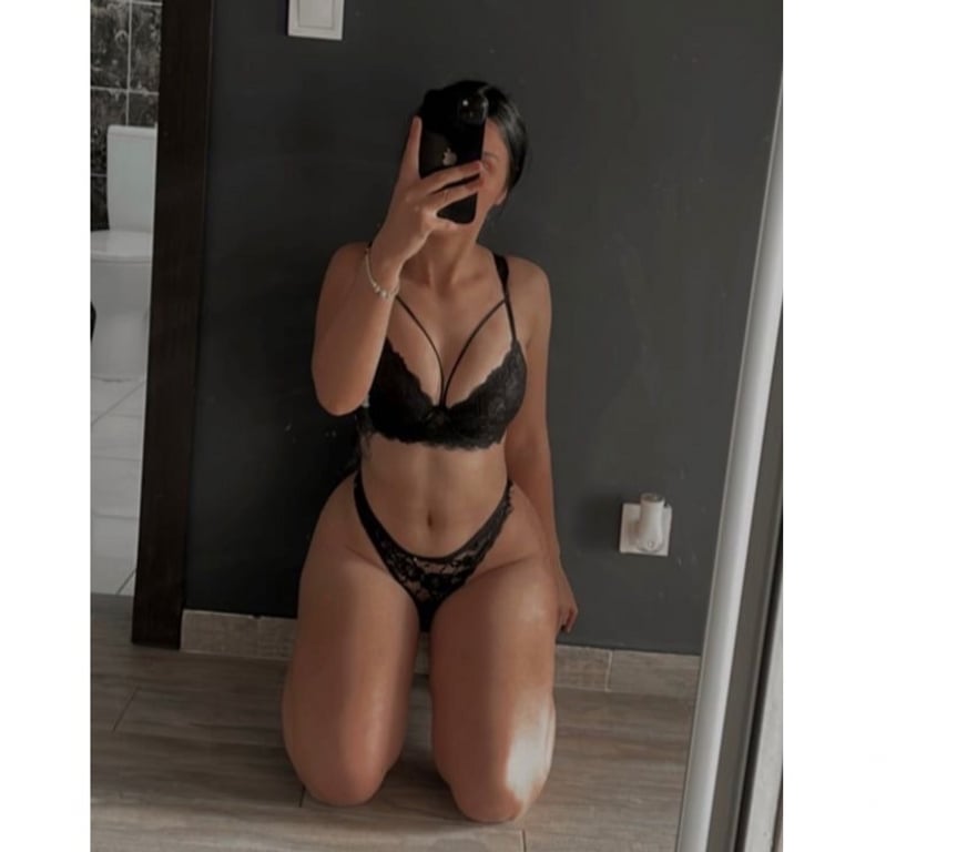 Escorts Kent Medway - Kent - Photos for Brunette🔥Party Girl❤️Only Outcall🍾