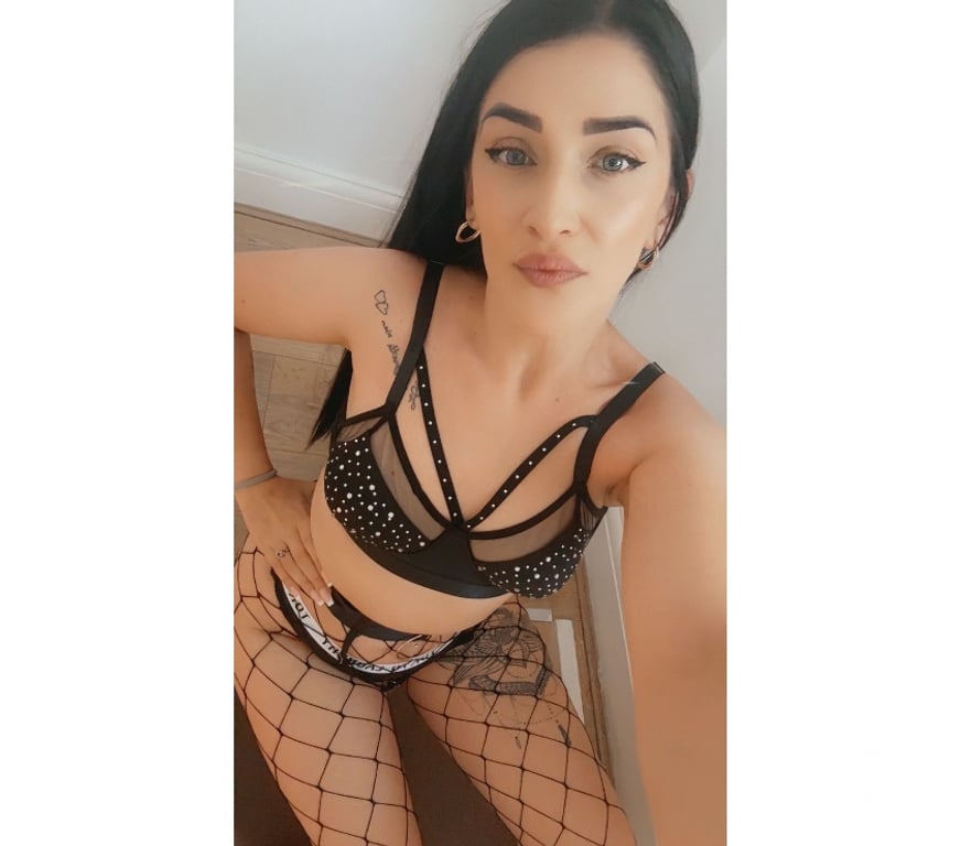 Escorts East London Aldgate East - East London - Photos for 🔥❤️Alice real photo party girl new in town 🔥❤️