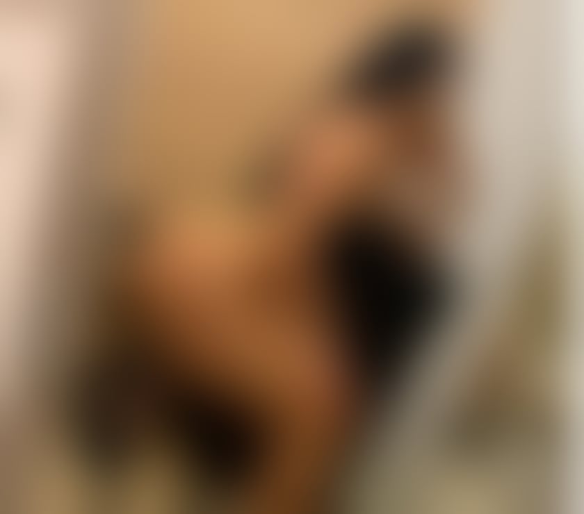 HI IM LORA NEW IN YOUR TOWN PARTY GIRLS BEST SERVICE