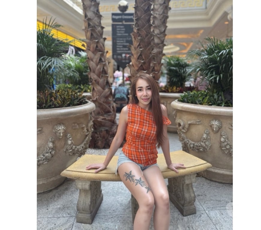 Escorts Essex Chelmsford - Photos for Lilly Sweet Thai lady