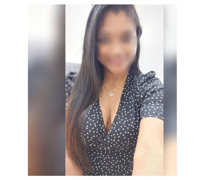 Escorts East London Canary Wharf - East London - Photos for Indian girl hema new in town