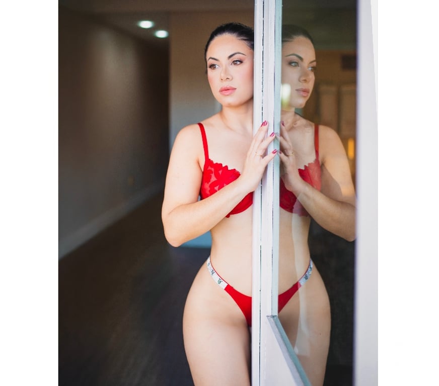 Escorts West London Hounslow - Photos for PATRICIA FERRAZ BRAZILIAN