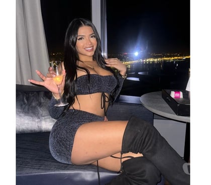 Escorts Canary Wharf East London - Photos for THE BEST 🍆Shemale🍑TIFFANY💋WHATSAPP ONLY 07393705590