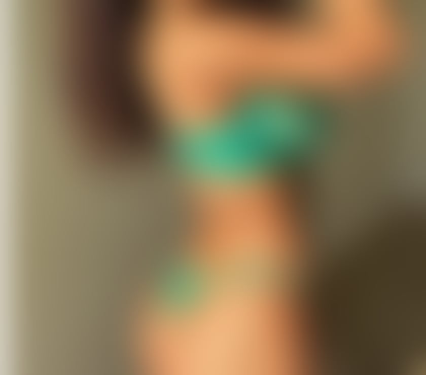 Escorts South Ealing Station West London - Photos for PARTY YOUNG AND SWEET LINA IN TOWN 🥰