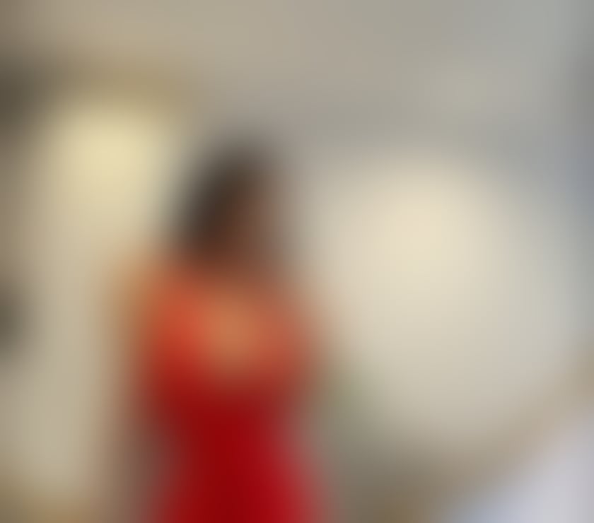 Escorts East London London City Airport - DLR Station - East London - Photos for PETITE LATINA🩷B U S T Y👈STUNNING BODY