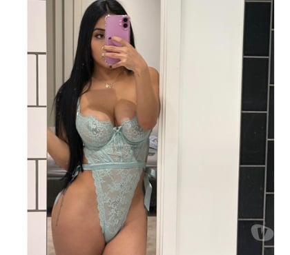 Escorts and Massages London City Airport East London - Photos for PETITE LATINA 🩷B U S T Y👈STUNNING BODY