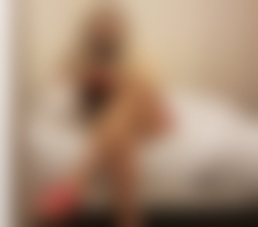 Escorts Stockport Town Centre Stockport - Photos for Gabriella curvy blonde bombshell party girl 💋❤️💯