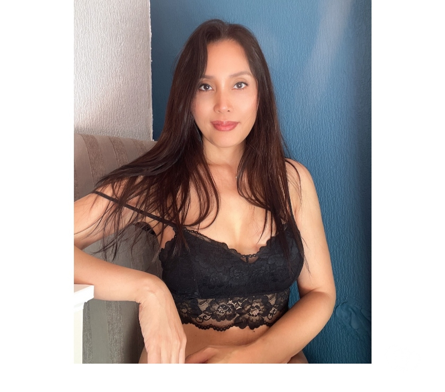 Escorts Derbyshire Derby - Photos for Thai sexy Sophiae visit NOW ✅