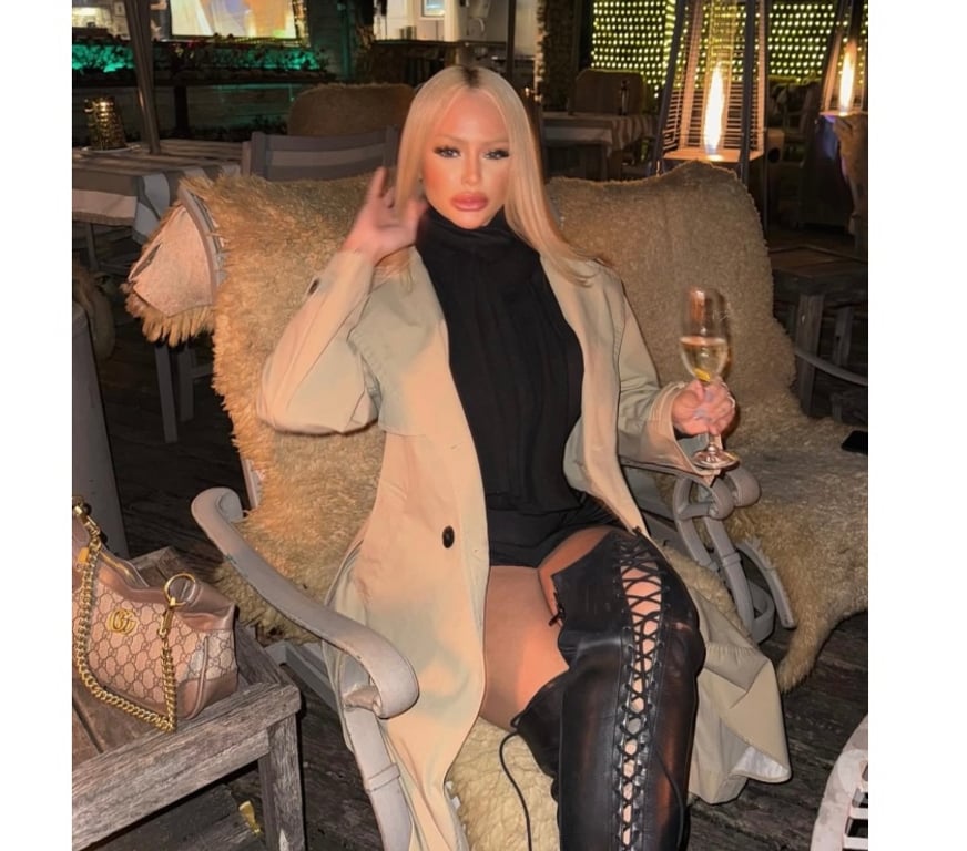 Escorts Lancashire Burnley - Photos for ANTONELLA NEW IN THE CITY GFE π§π·