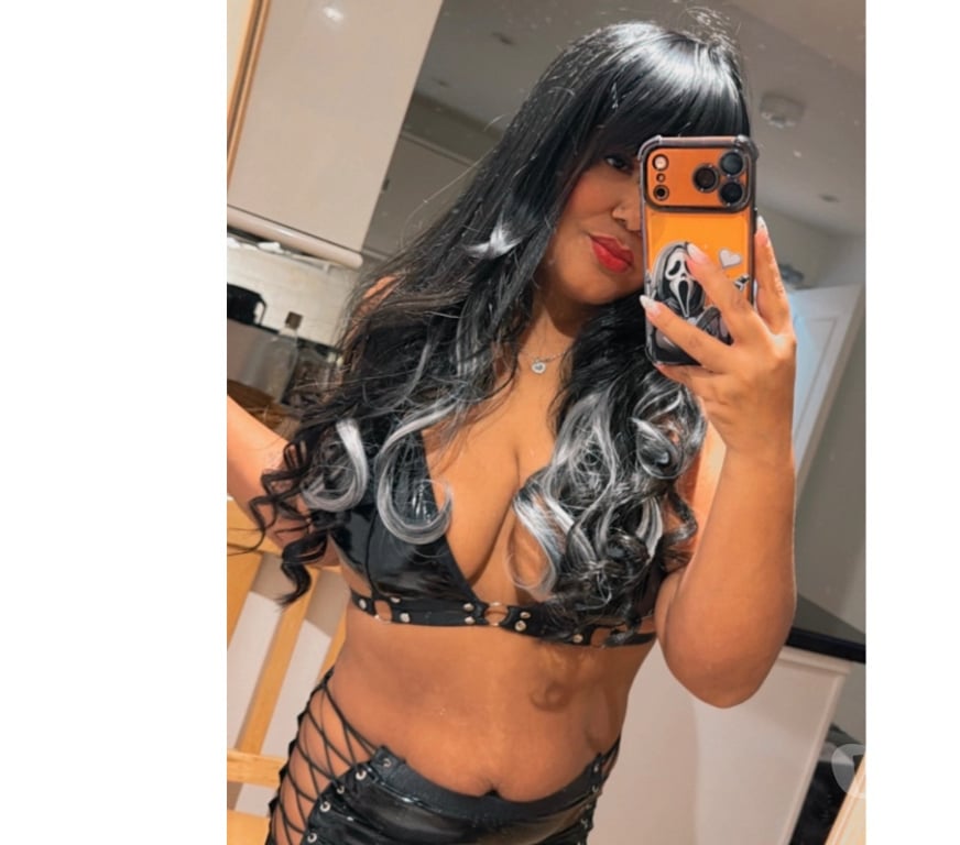 Escorts Oxfordshire Oxford - Photos for PASSIONATE LATINA GIRLFRIEND PARTY GIRL