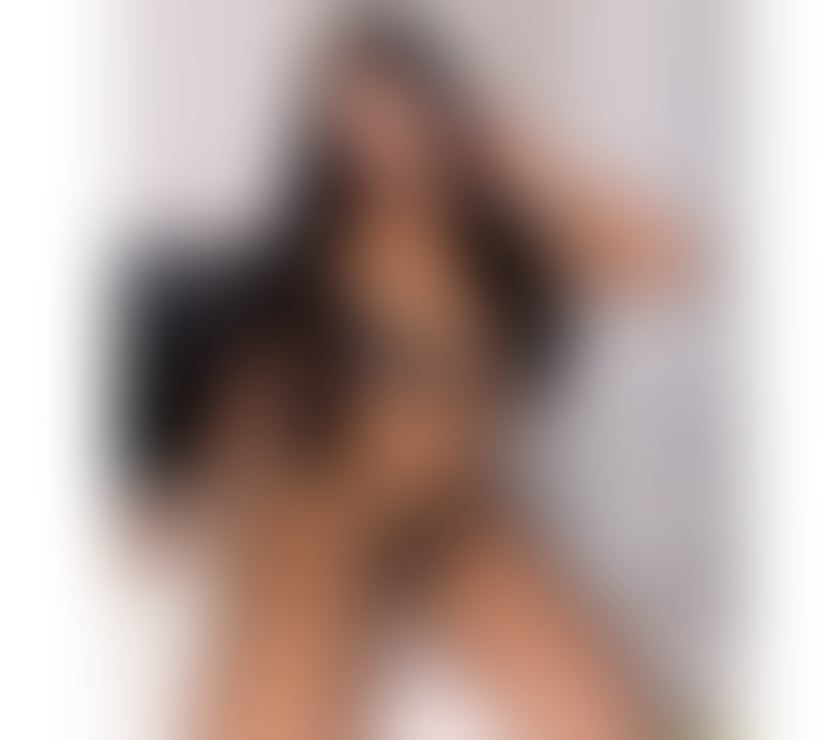 Escorts South East London Eltham - South East London - Photos for 🔝 NEW IN TOWN🥂EMILY PARTY GIRL