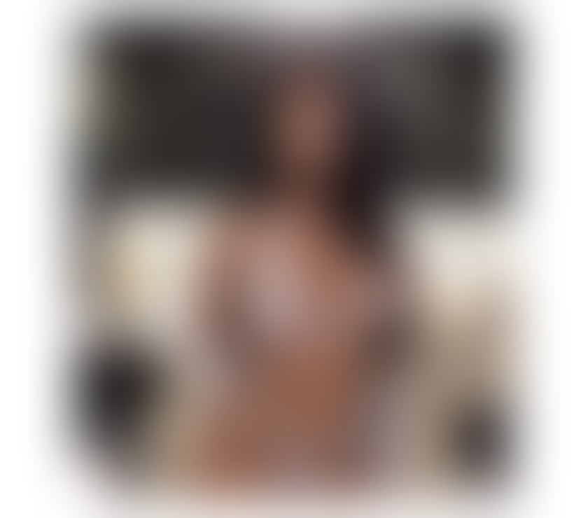 Escorts East London Canary Wharf - East London - Photos for 💎 Stunning Brunette💋Big Curves – Brentford Outcalls