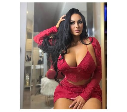 Escorts Park Street St. Albans - Photos for 💎 Stunning Brunette💋Big Curves – Brentford Outcalls