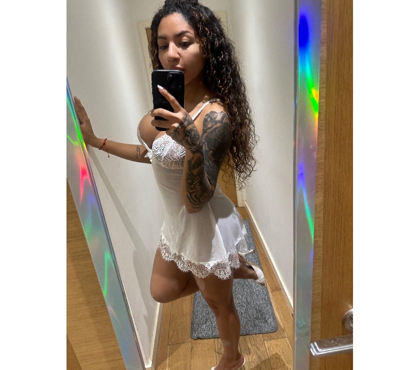  Escorts & Erotic Massage Strood Medway - Kent - Photos for BRAZILIAN,ALL SERVICES, PARTY,CLASSY Barbara