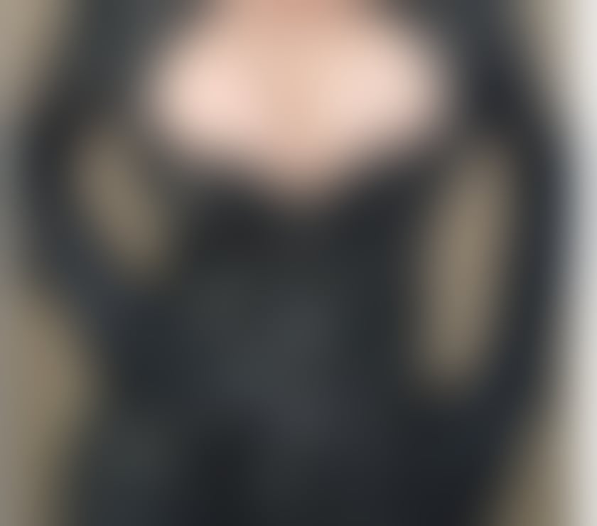 Escorts Warrington Warrington Town Centre - Warrington - Photos for Sexy Mature Outcalls only