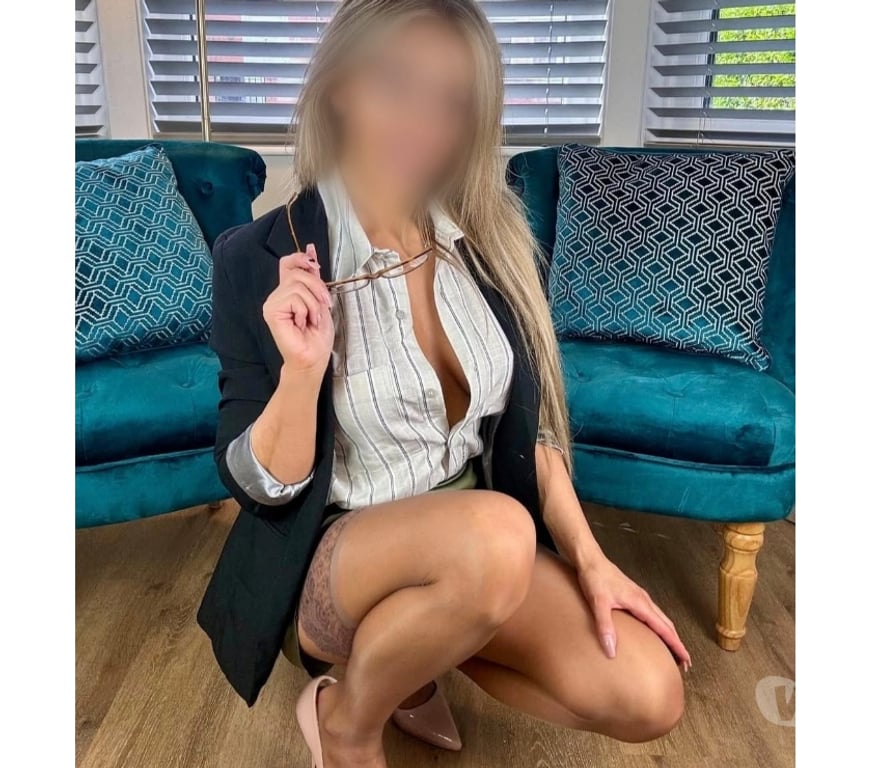 Escorts Slough Slough Town Centre - Slough - Photos for ✨️NEW elegant Lisa in Slough ✨️