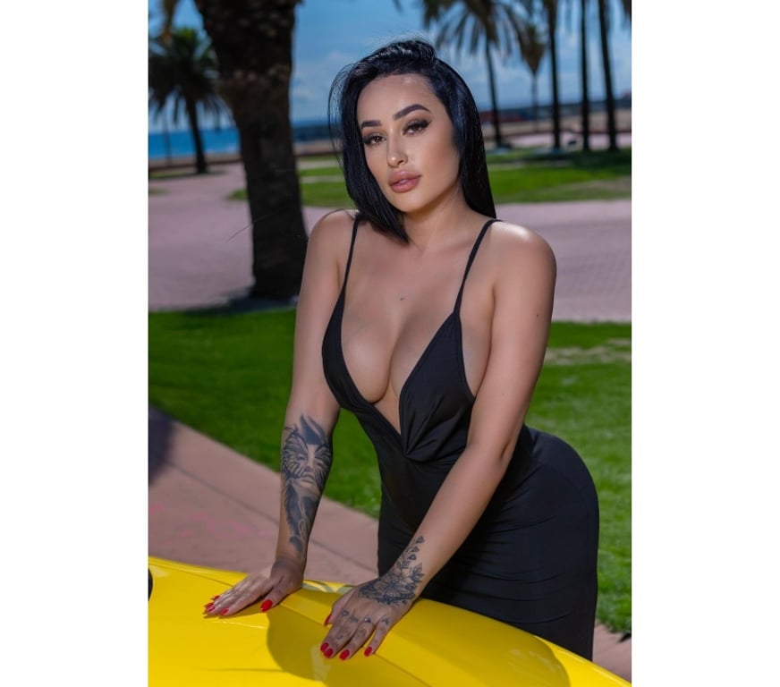 Escorts North West London Hendon Central - North West London - Photos for Jessica Brazilian 🇧🇷 Sexy Brunette Bombshell 🔥