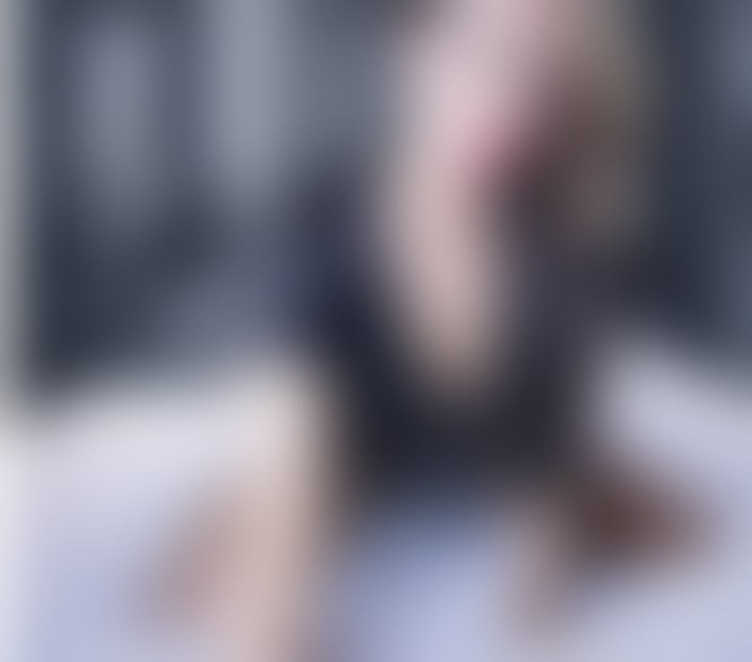 Escorts Warrington Warrington Town Centre - Warrington - Photos for Busty Sensual Thai TS Ladyboy with a Lovely Surprise in Town