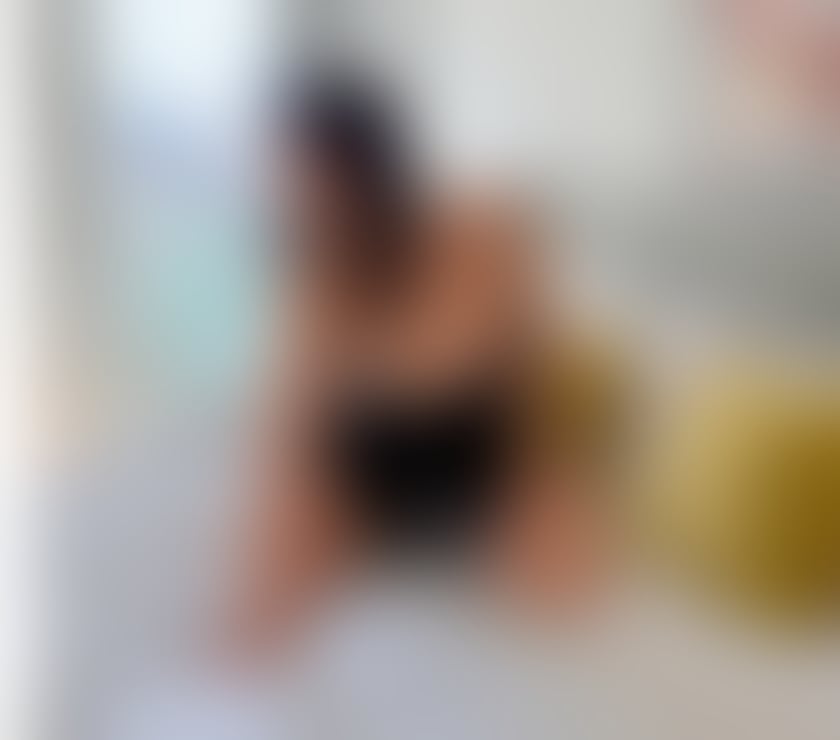 Escorts Devon Plymouth - Photos for Emma huge boobs 40C natural girl genuine outcalls,no rush