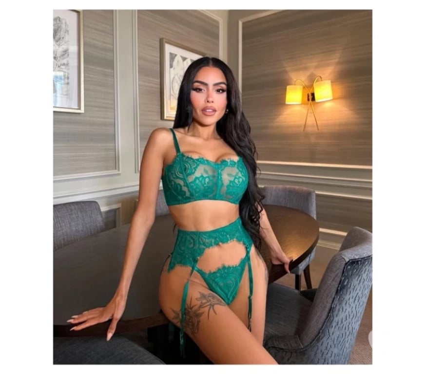 Escorts West Yorkshire Kirklees - Photos for MARIA GFE PARTY 🎉🥂 DUO AVAILABLE l👄