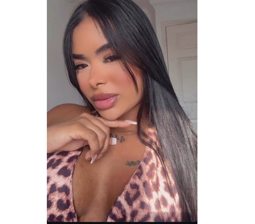 Escorts Oxfordshire Oxford - Photos for Brazilian brunette with silicone 🇧🇷🇧🇷🌶️