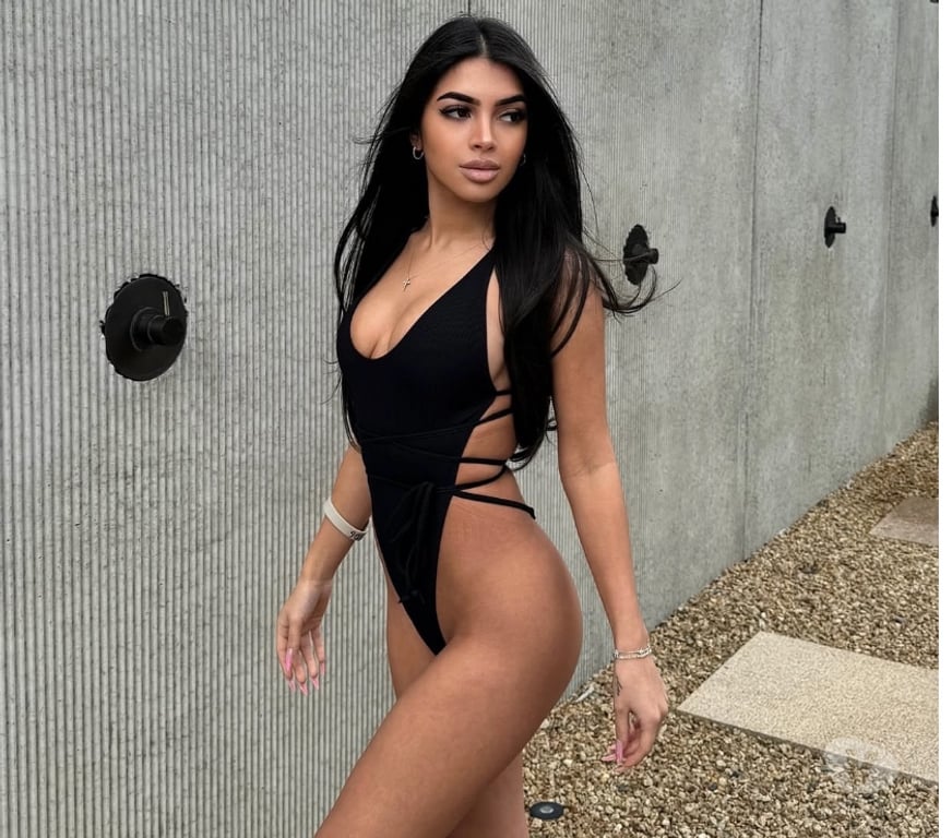 Escorts East London Walthamstow Central Station - East London - Photos for LUNA 🌙🍑💦 sexy lady high class, real pics