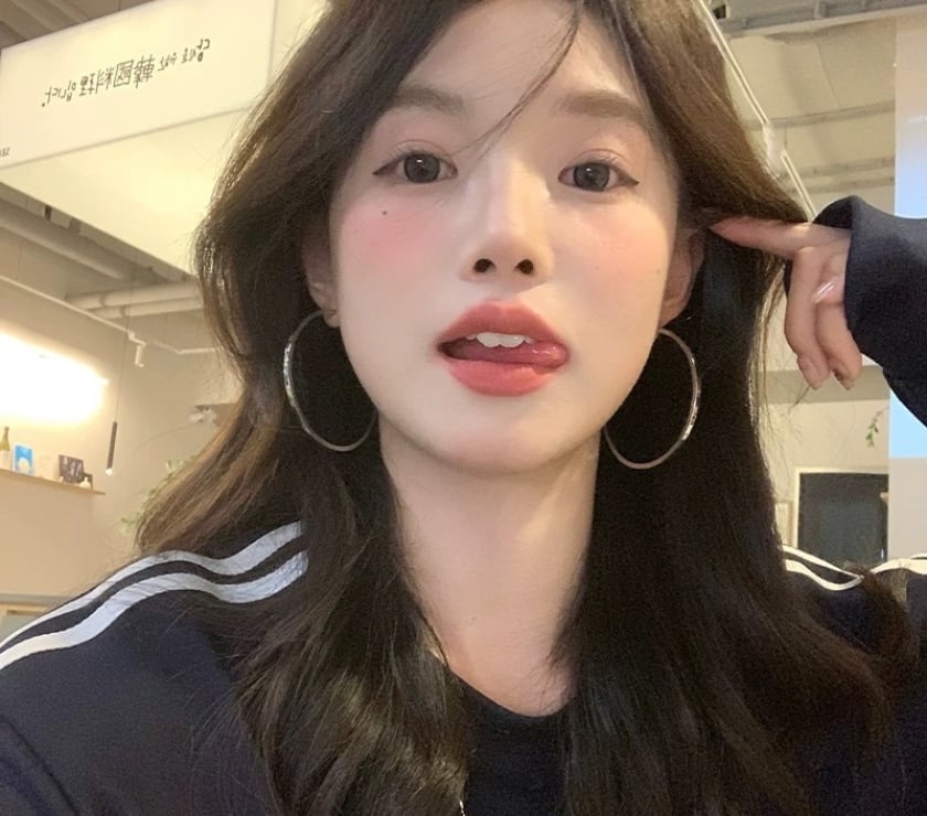 Photos for Asian graduate offer massage or escort services