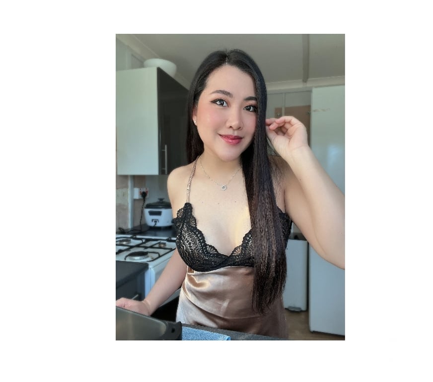 Escorts West London Hounslow - Photos for Hi Guys I'm yaya Thai Super sexy real pic
